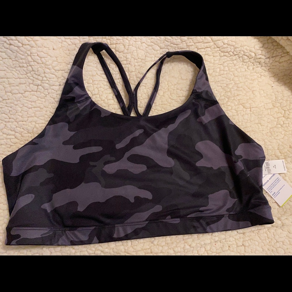 Medium support sports bra NWT old navy 3x